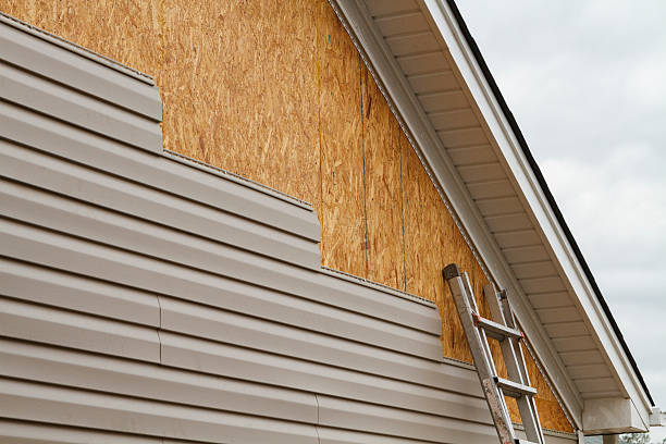 Professional Wood Siding technician working in Wooster, OH